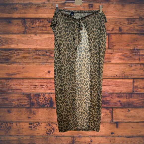 5 for $25🔥Express Mesh Cheetah Print Wrap Cover Up Skirt One Size - Picture 1 of 5